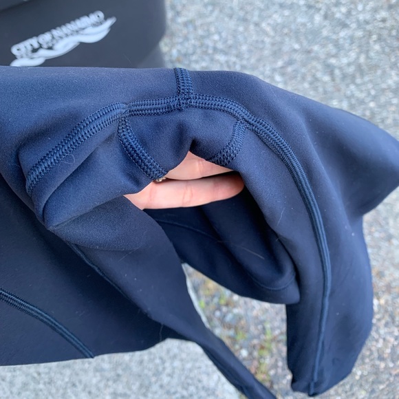 Lululemon in movement leggings - Picture 4 of 5